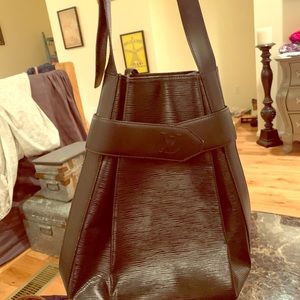Black Louis Vuitton Tote Bag